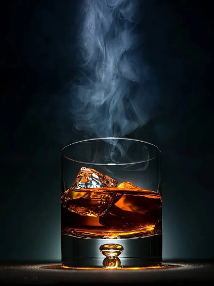 Photigy–AlexKoloskov如何在商业产品摄影中使用烟雾 中文字幕