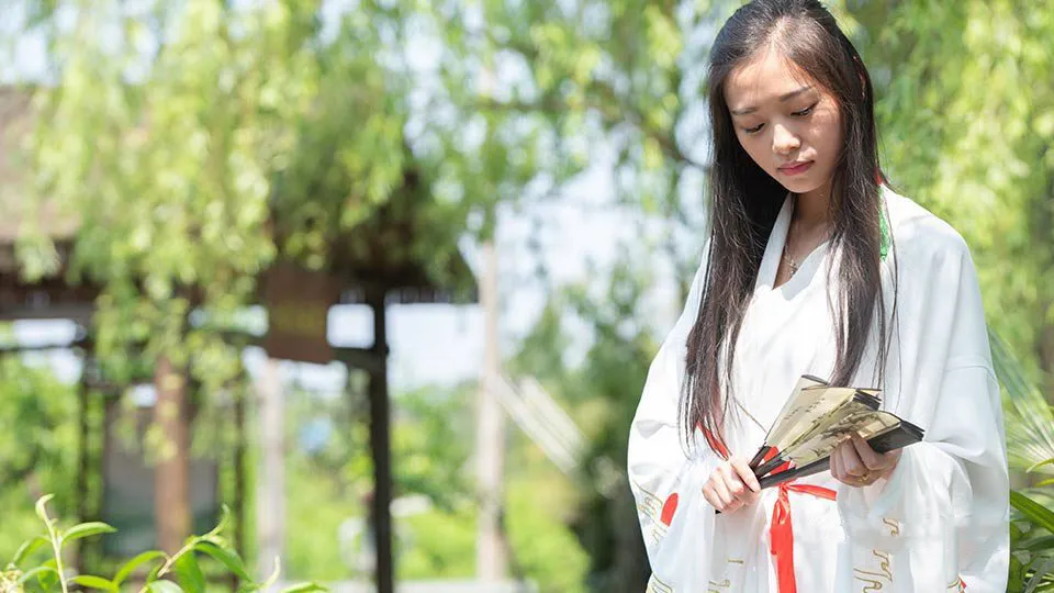 10张古装汉服美女模特人像写真摄影原片RAW原片素材