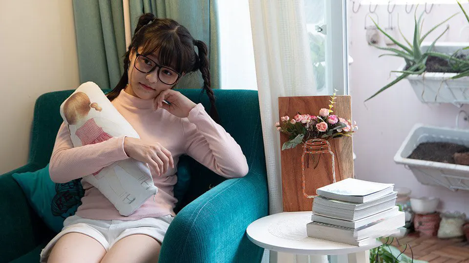 28张双马尾卡爱女孩轻私房人像写真摄影原片RAW原片素材