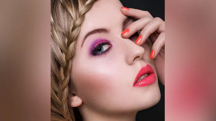 高端时尚杂志美容减淡与加深修饰完整指南视频教程 Learn Advanced High End Beauty Retouching in Photoshop