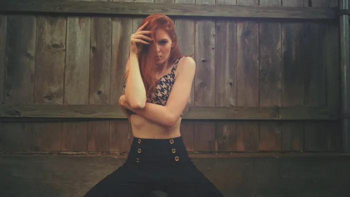 摄影师Jaime Ibarra野性性感诱惑Lomo风格颜色分级人像后期教程 Colour Grading Tutorial Video (Update)